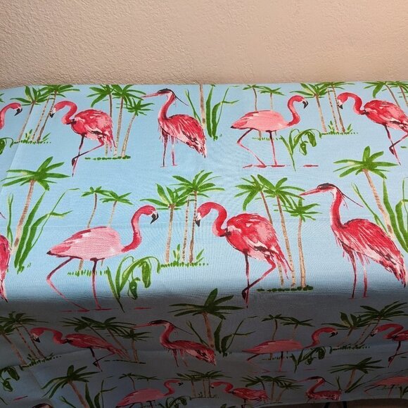 Flamingo in Aqua Sky Tablecloth 54"x44" - Picture 2 of 5